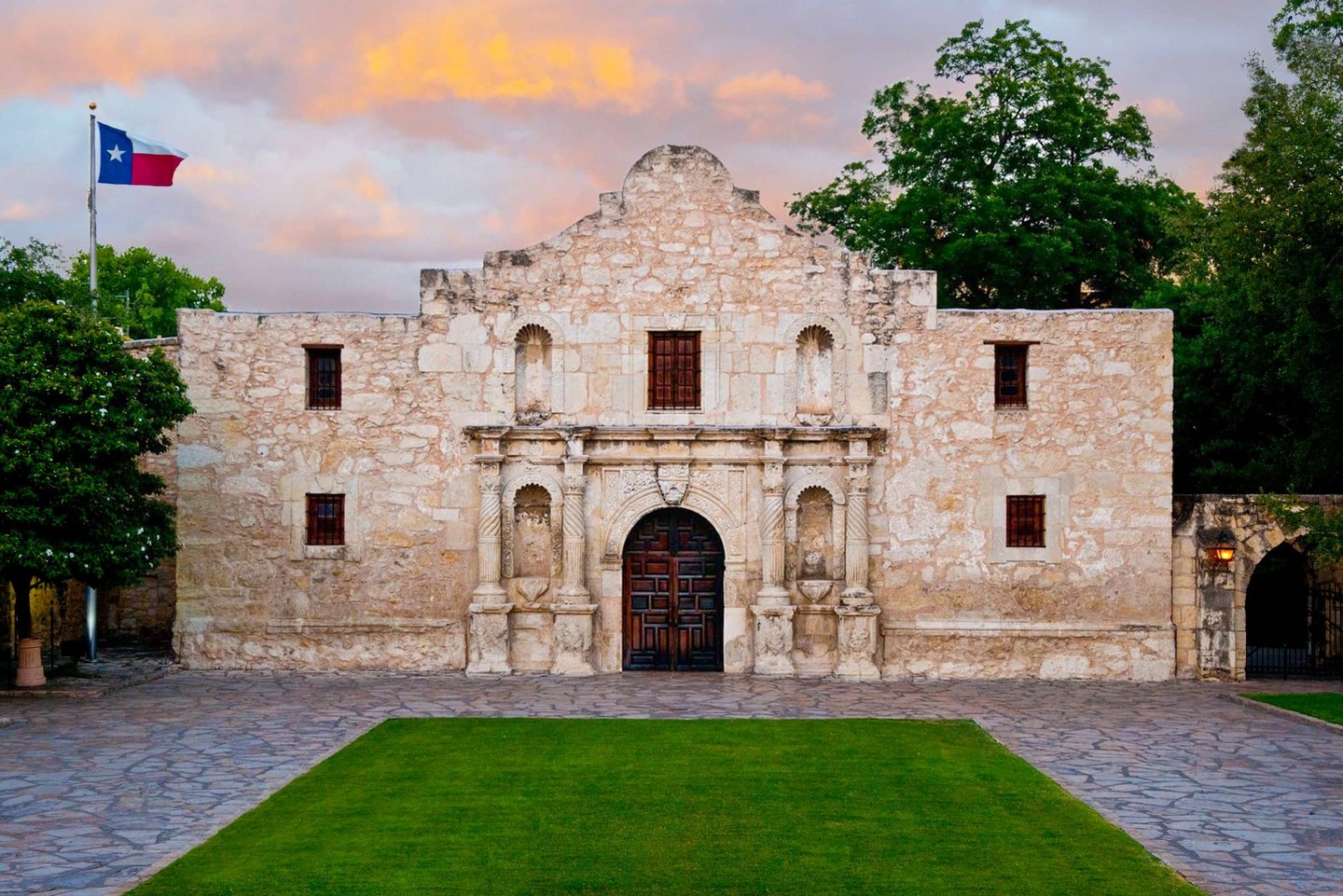 Alamo Church Free Entry | The Alamo